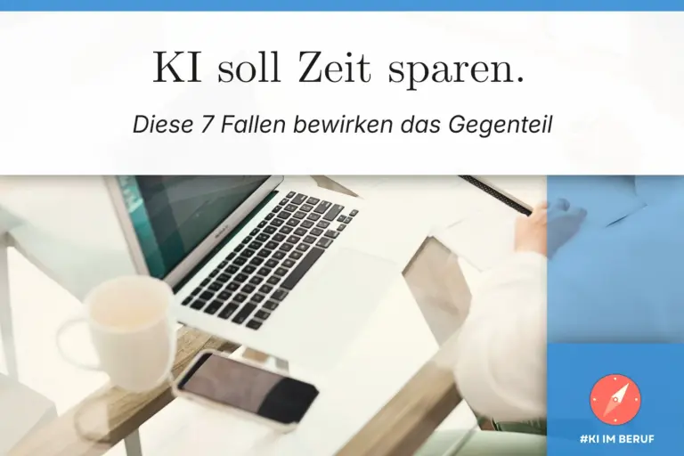 Laptop, Smartphone und Arbeitsunterlagen auf einem Schreibtisch beim Einsatz von KI im Büro.